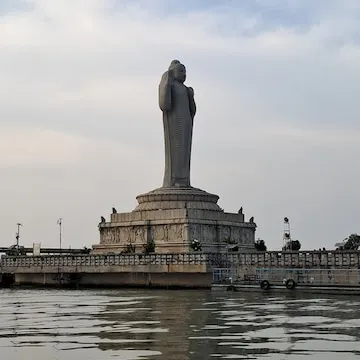 Buddha Statue (Hussain Sagar Lake)